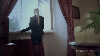 Jessie Volt Masturbates In Her Window