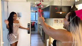 No aniversario da minha irma Bianca Ferraz dei bolo como buceta pra ela comer