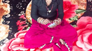 4K On the night of Diwali, the neighboring sister-in-law was caught in the talk and tore the hole in the ass.