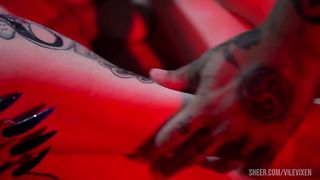 Vile's SHOCKING First Time Being Fully Bound