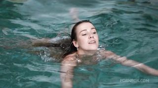 Petite Girl Show off 69 in Intense Lesbian Fuck