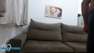 Novinha horny facing two pirocudos in another hot scene of sex without a condom, the naughty fell in the blowjob and soon in the