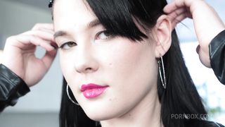FIRST BBC! SEXY BABЕ AAROL RENTI TASTES BIG BLACK COCK FOR THE FIRST TIME EKS317