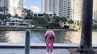 RACE ME TO THE BEDROOM