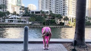 RACE ME TO THE BEDROOM