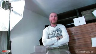 2 crazy fuckers for the ass of the pretty little French girl Lena Luminescente