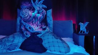 Crazy horror fan girl with a gorgeous body and awesome ass bouncing on a pillow