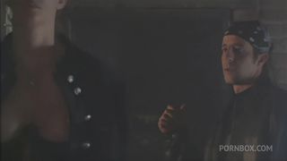 HOT BLONDE LESBIAN BABES