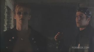 HOT BLONDE LESBIAN BABES