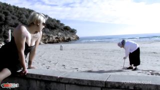 Chubby spanish blonde babe fucked in the ass at the beach