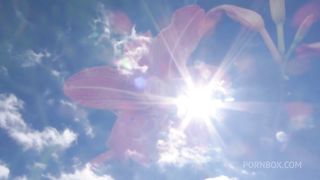 The new neighbor who arrived at the condominium is very hot and I have to give him my pussy.