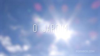 The new neighbor who arrived at the condominium is very hot and I have to give him my pussy.