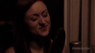 GEORGIA JONES AND SHYLA JENNINGS HAVE HOT LESBIAN SEX ON THE COUCH