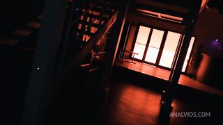 Benny Green comes for the first time to the swingers club to get her ass destroyed by Luca Ferrero