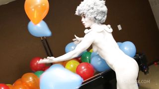 CLOWN TIA ROSE PLAYING WITH BALLOONS - AEN EXTREME AMATEUR COLLECTION